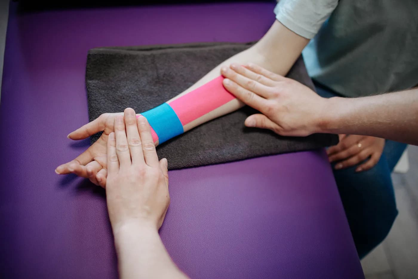 Kinesiology Taping Therapy